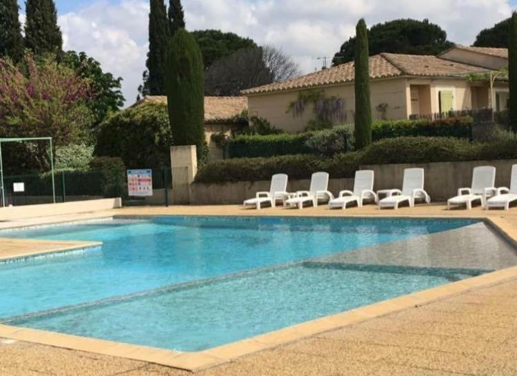 Mazet De Malo Villa Saint-Rémy-de-Provence Екстериор снимка